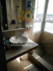 The Lakeshore (D22), Condominium #126245302
